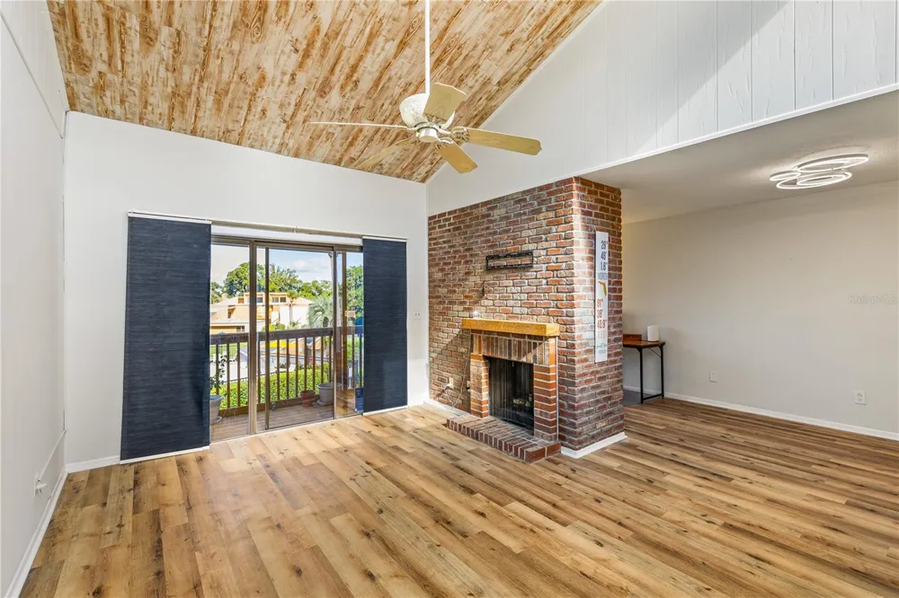 1051 S HIGHLAND STREET #7D Mount Dora, FL 32757