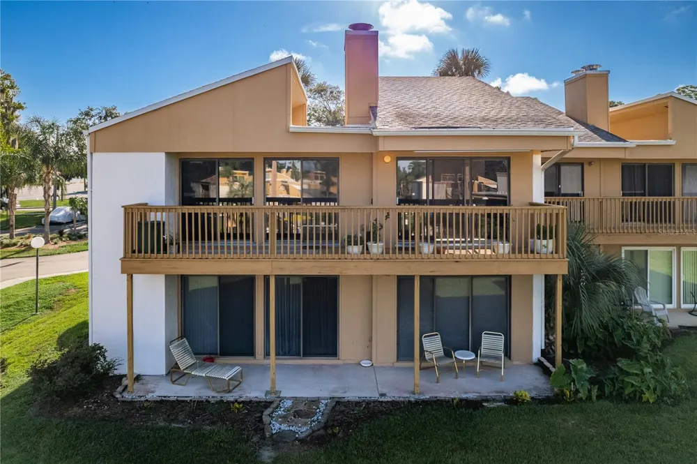 1051 S HIGHLAND STREET #7D Mount Dora, FL 32757