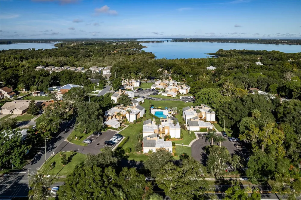 1051 S HIGHLAND STREET #7D Mount Dora, FL 32757