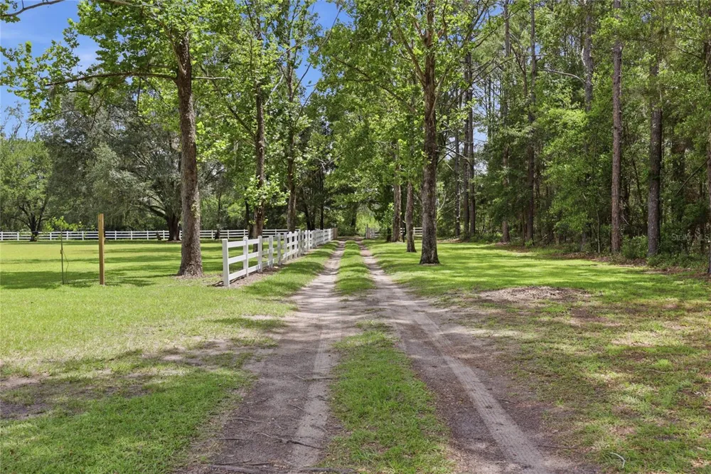 16310 NW 40TH PLACE Newberry, FL 32669