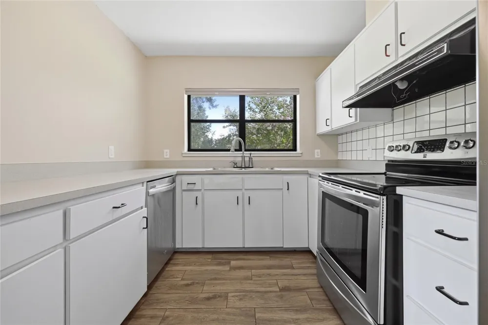 16310 NW 40TH PLACE Newberry, FL 32669