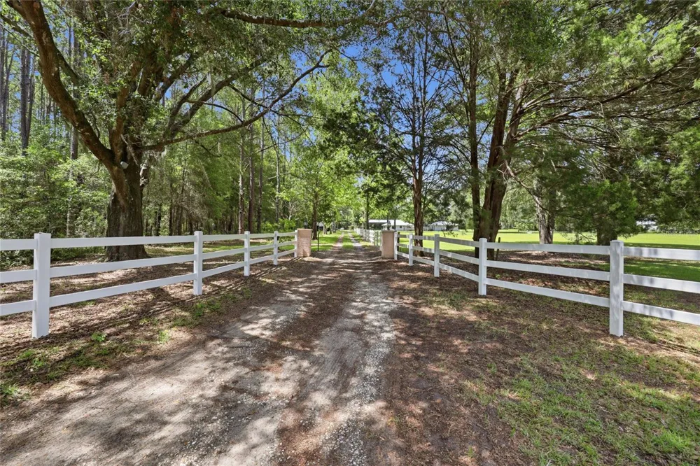16310 NW 40TH PLACE Newberry, FL 32669