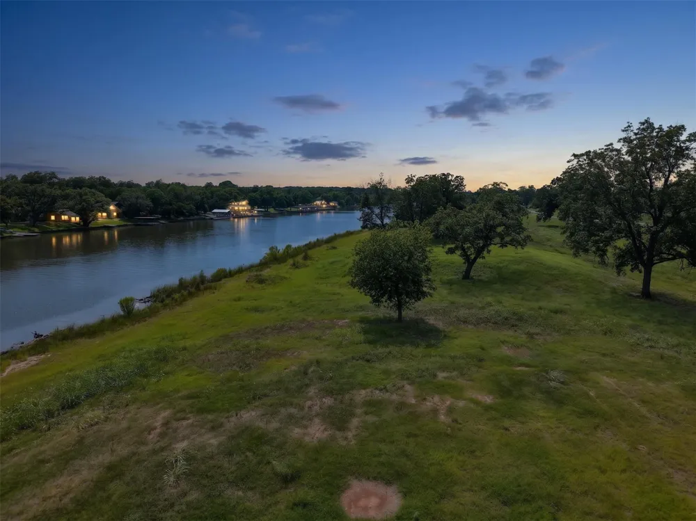 1090 River Ranch Lane Weatherford, TX 76087