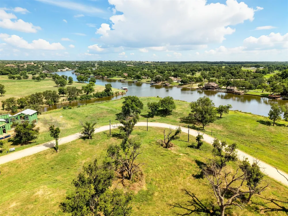 1090 River Ranch Lane Weatherford, TX 76087