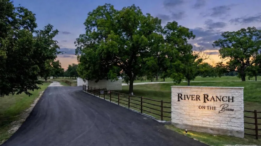 1090 River Ranch Lane Weatherford, TX 76087