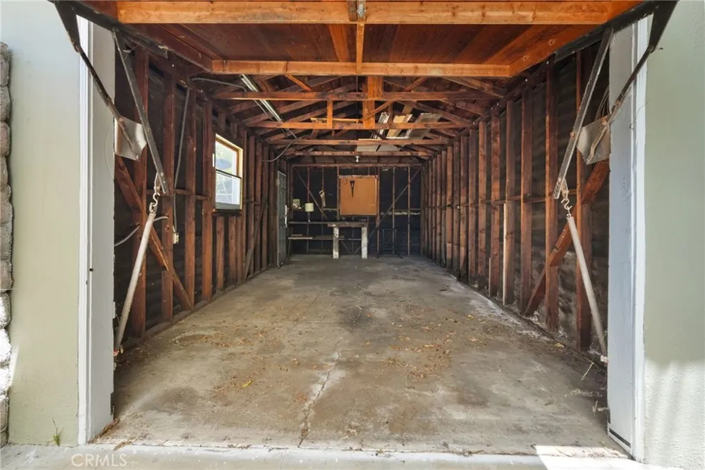 15841 Marlin Place Lake Balboa, CA 91406