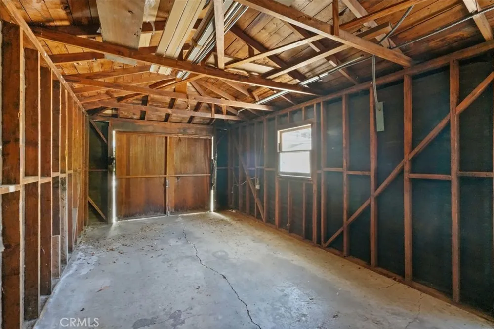 15841 Marlin Place Lake Balboa, CA 91406