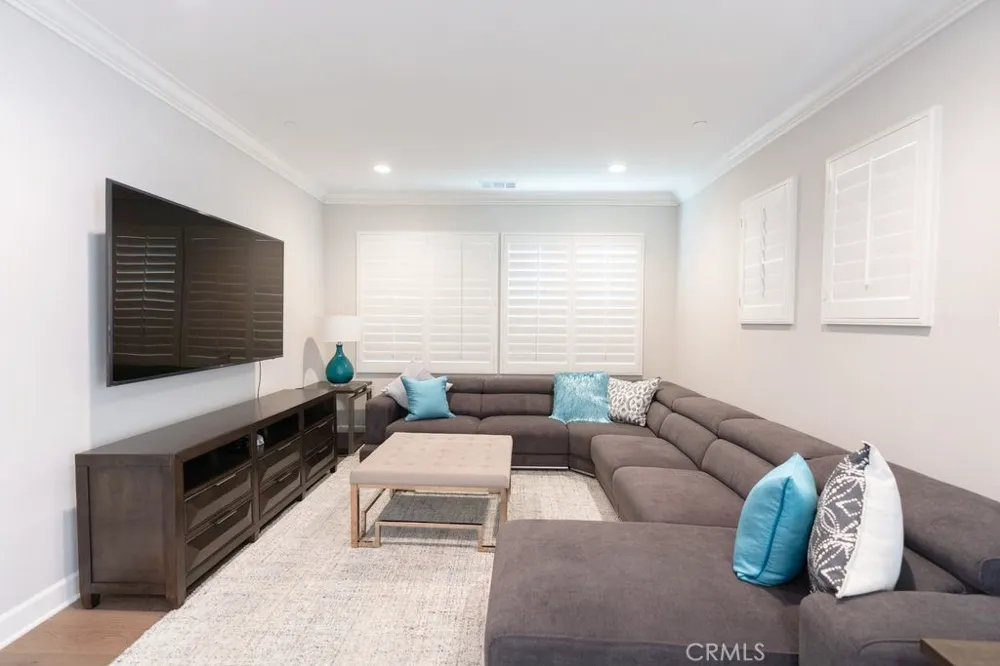 16635 Flint Hollow Place Chino Hills, CA 91709