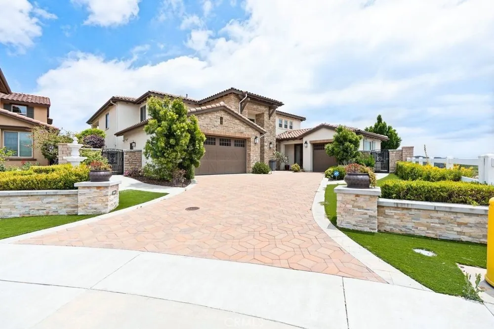 16635 Flint Hollow Place Chino Hills, CA 91709