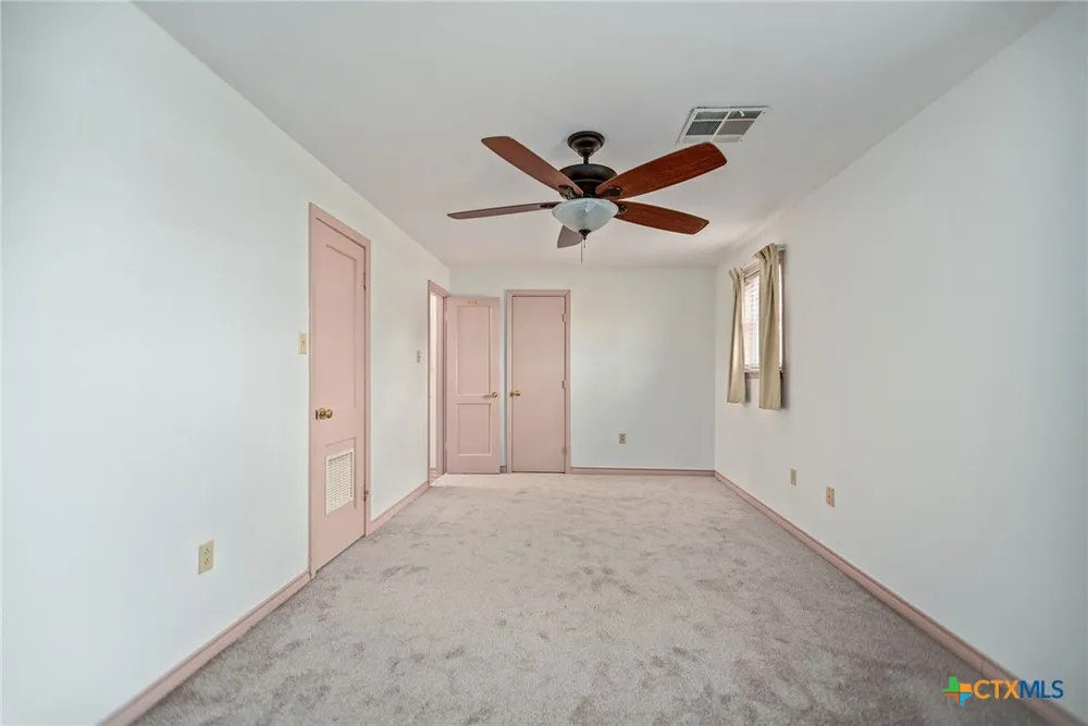605 State Highway 172 Ganado, TX 77962