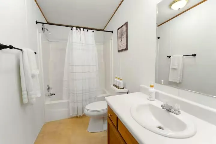 616 Layman Cir Decatur, TN 37322