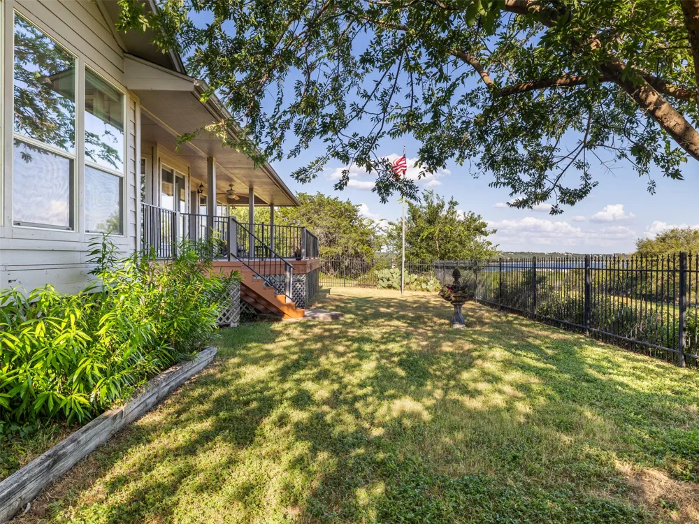 2807 Declaration Circle Lago Vista, TX 78645