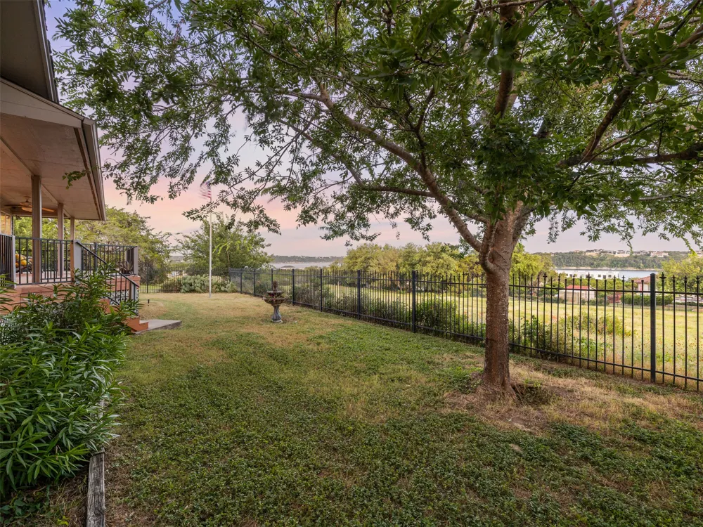 2807 Declaration Circle Lago Vista, TX 78645