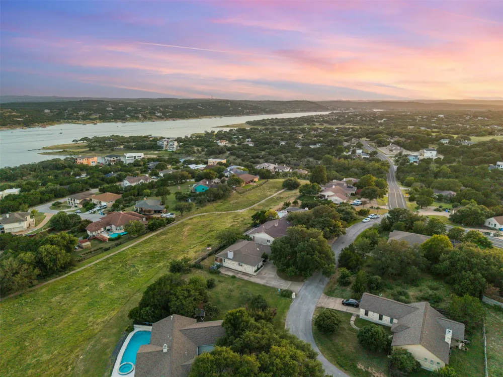 2807 Declaration Circle Lago Vista, TX 78645