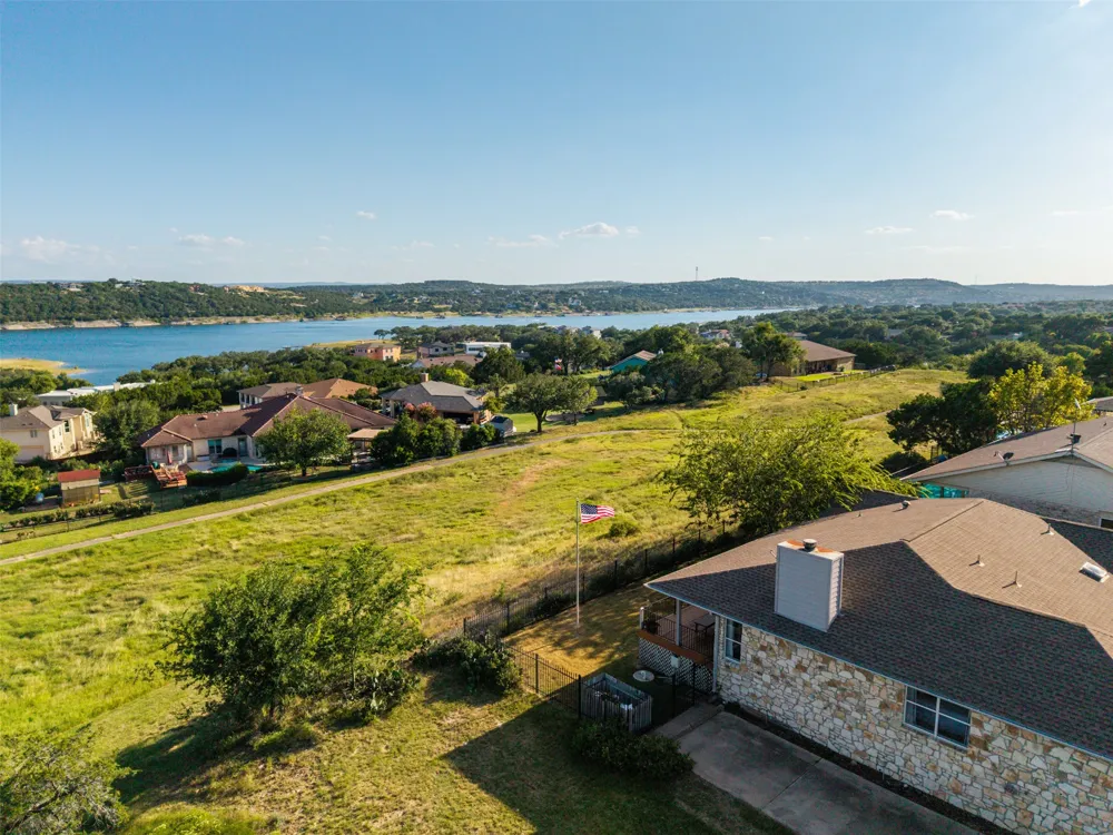 2807 Declaration Circle Lago Vista, TX 78645