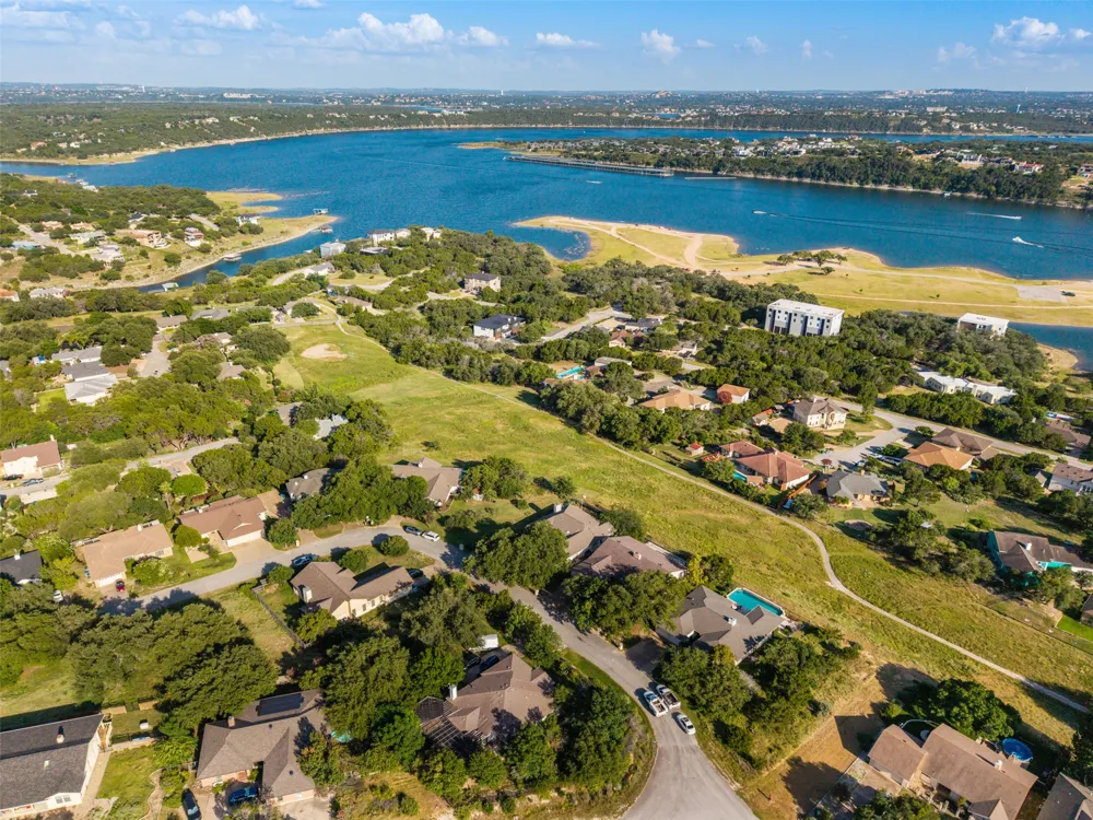 2807 Declaration Circle Lago Vista, TX 78645