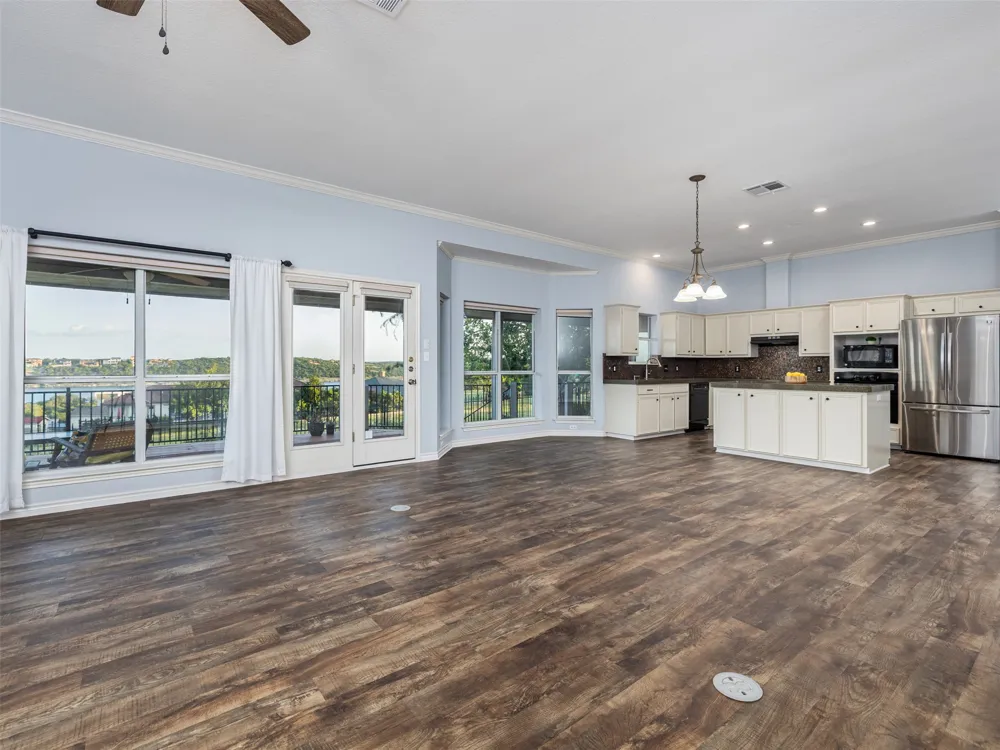 2807 Declaration Circle Lago Vista, TX 78645