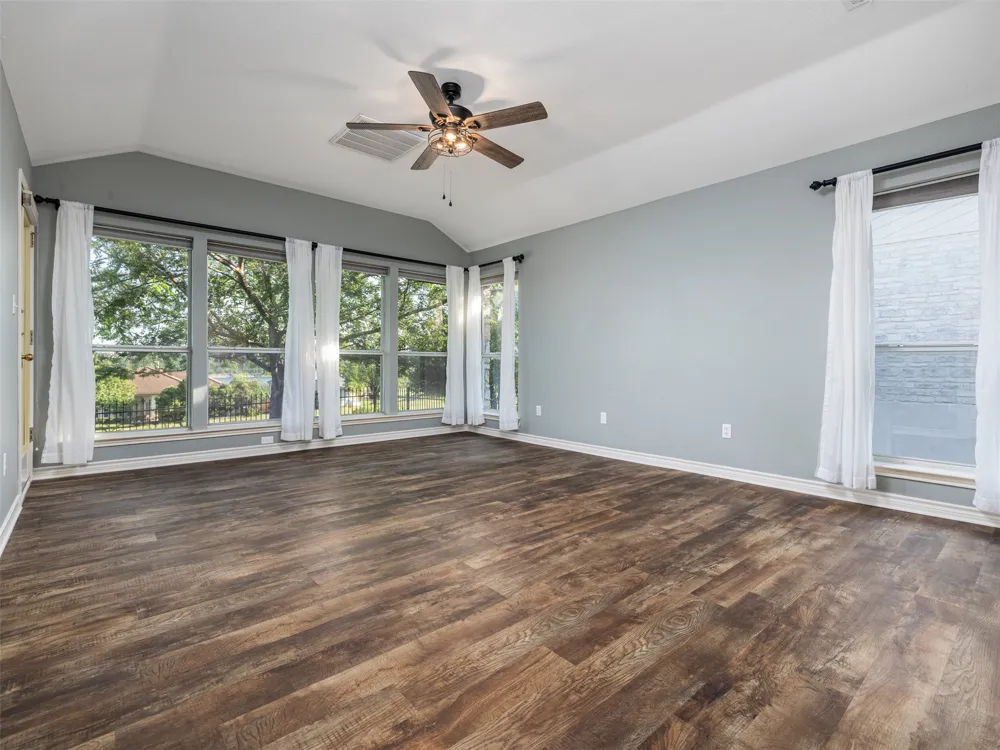 2807 Declaration Circle Lago Vista, TX 78645
