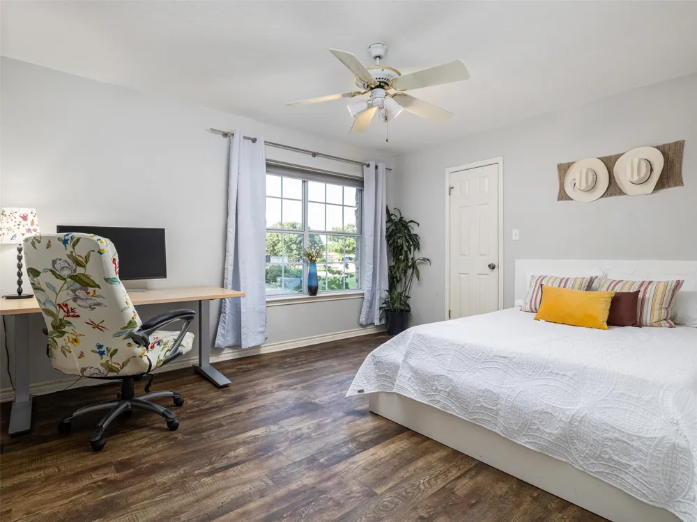 2807 Declaration Circle Lago Vista, TX 78645