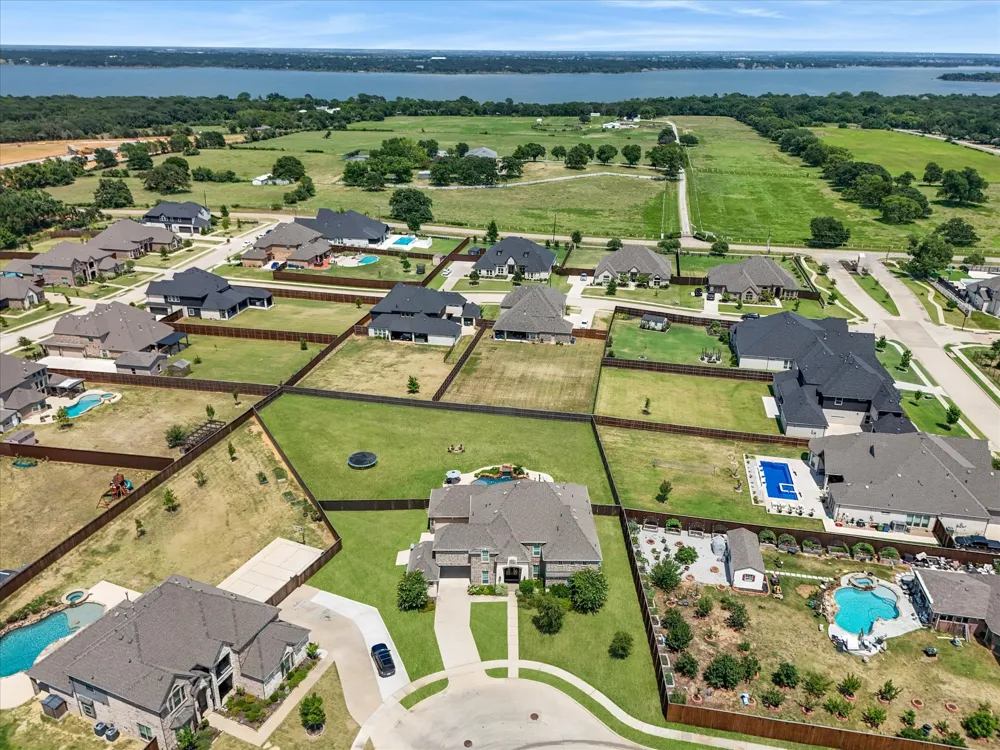 508 Tennington Lane Shady Shores, TX 76208