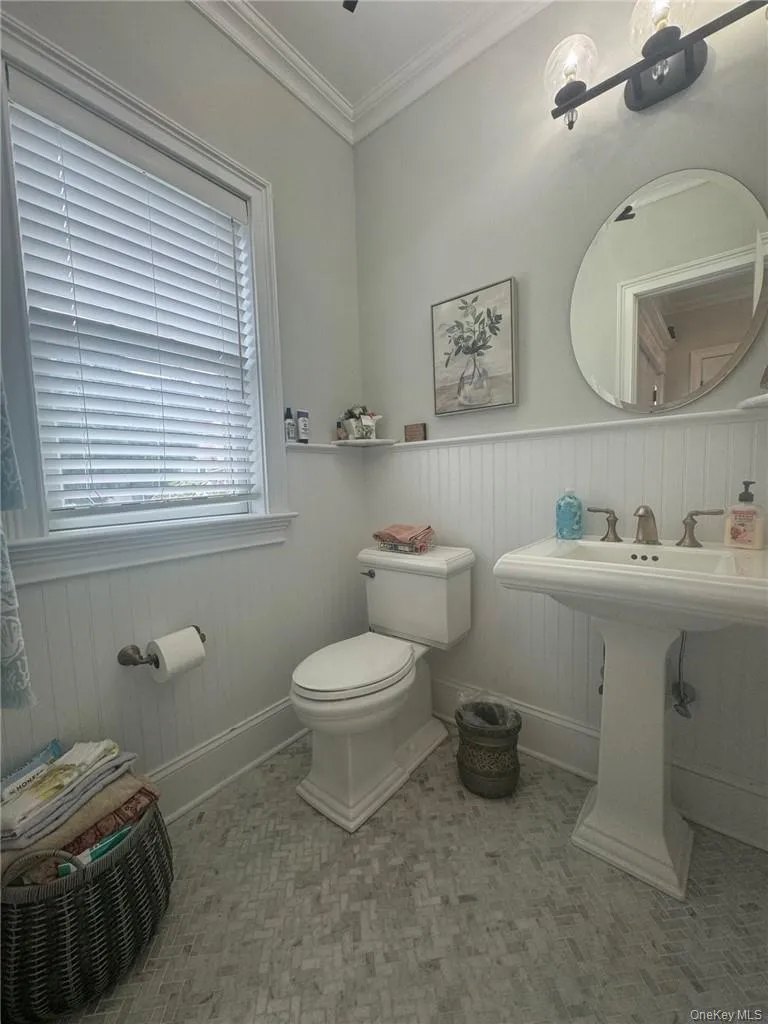 4 Rose Avenue Harrison, NY 10528