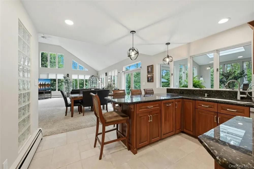 18 Nicole Court Manorville, NY 11949