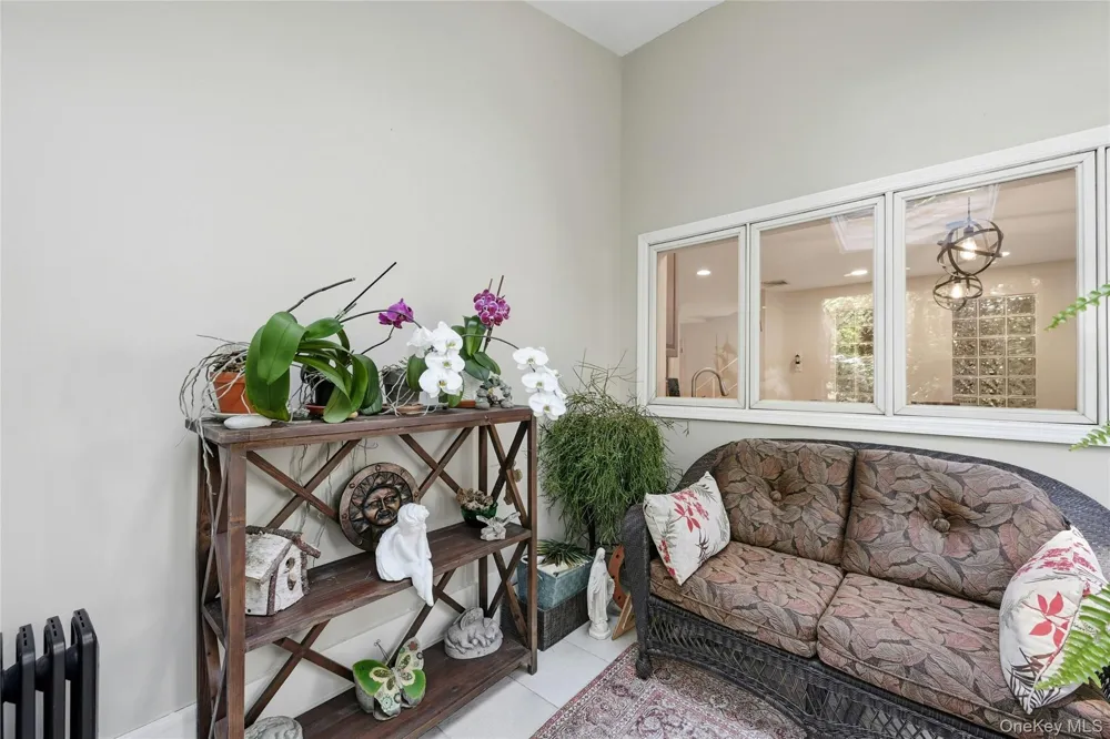 18 Nicole Court Manorville, NY 11949