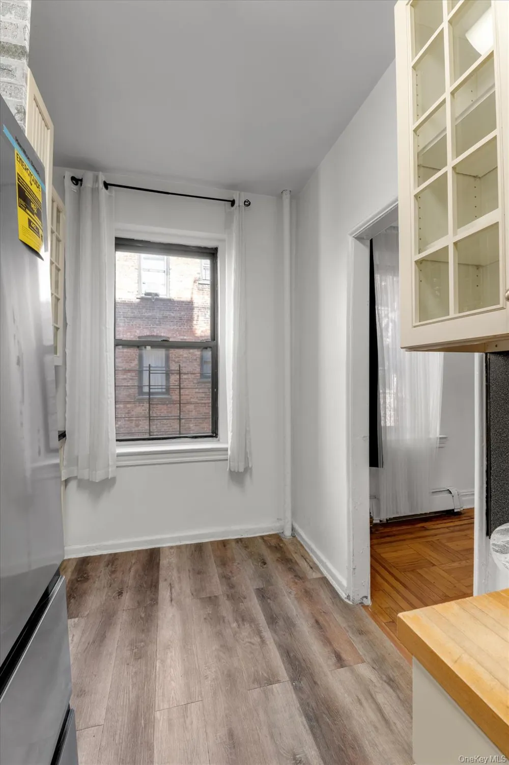37-21 80th Street #3M Jackson Heights, NY 11372