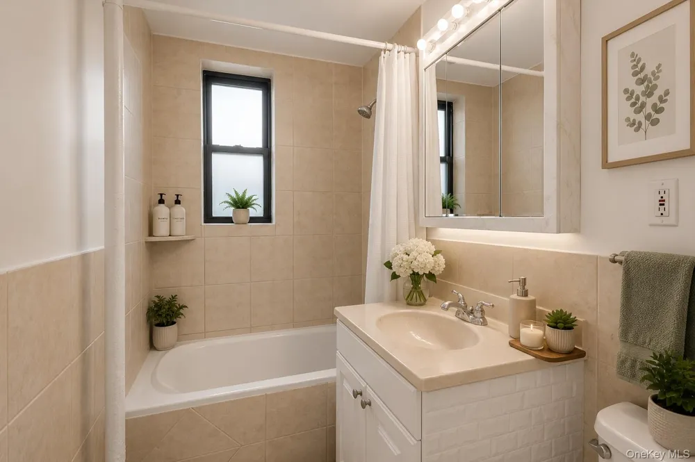 37-21 80th Street #3M Jackson Heights, NY 11372