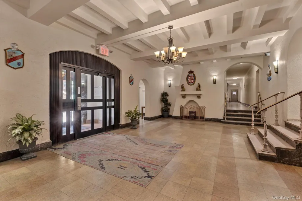 37-21 80th Street #3M Jackson Heights, NY 11372