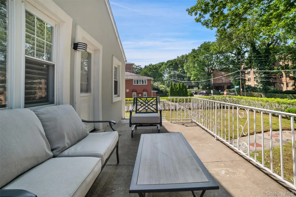 1090 Midland Avenue Bronxville, NY 10708