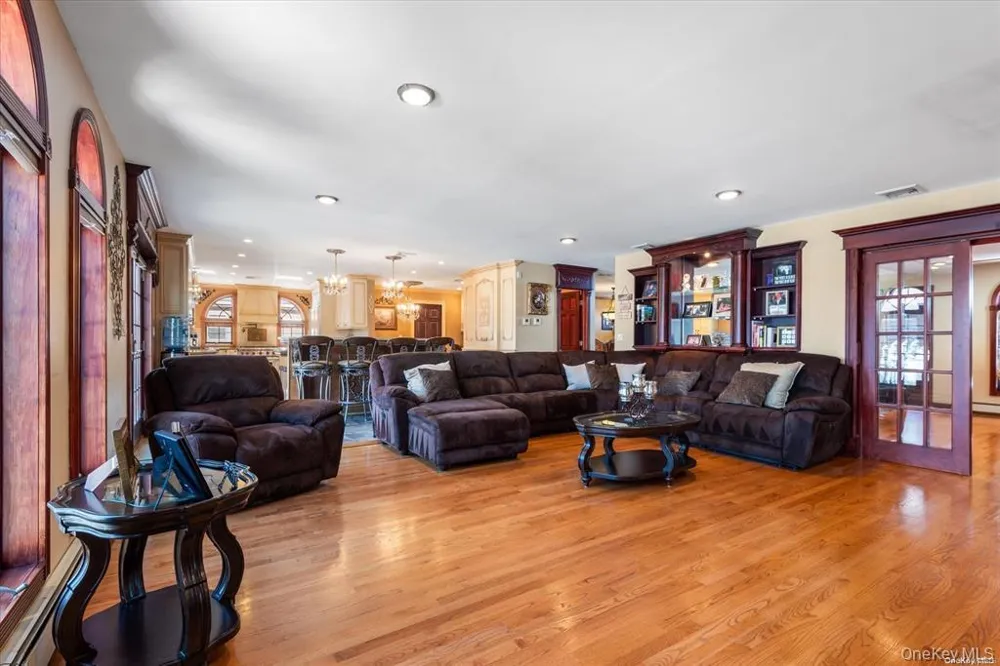 163-27 95th Street Howard Beach, NY 11414