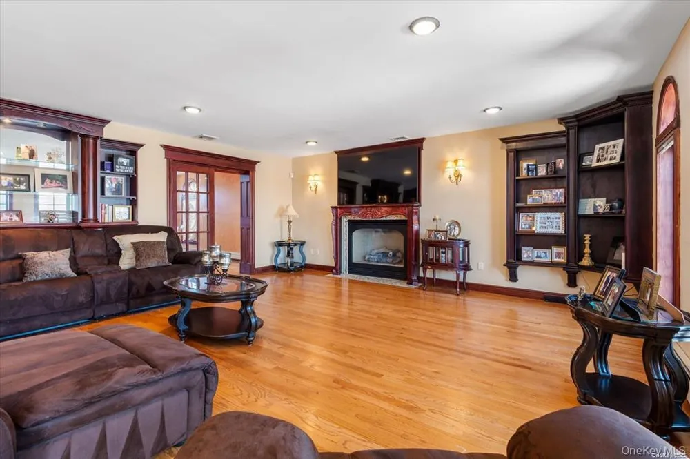 163-27 95th Street Howard Beach, NY 11414