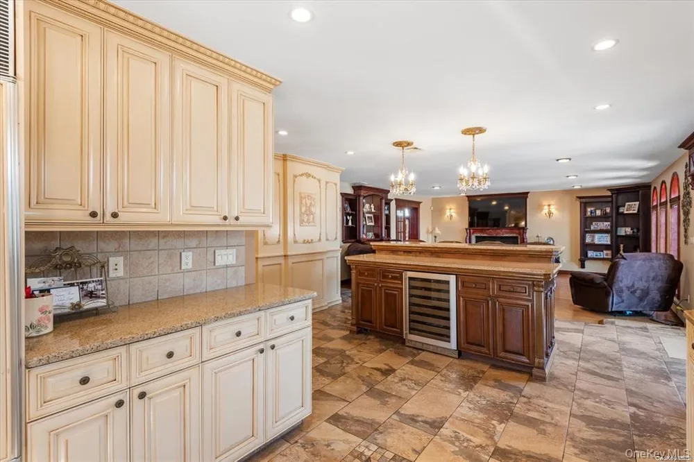 163-27 95th Street Howard Beach, NY 11414