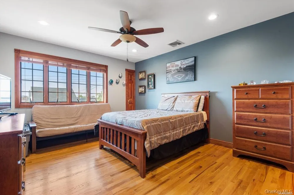 163-27 95th Street Howard Beach, NY 11414