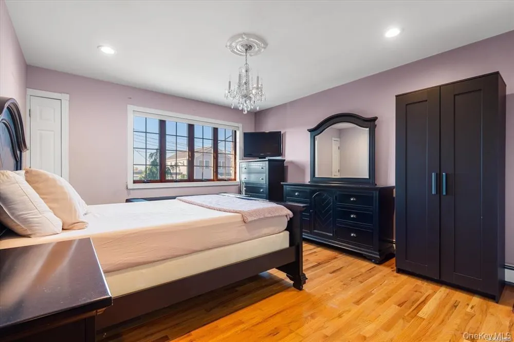 163-27 95th Street Howard Beach, NY 11414