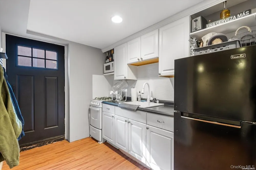 163-27 95th Street Howard Beach, NY 11414