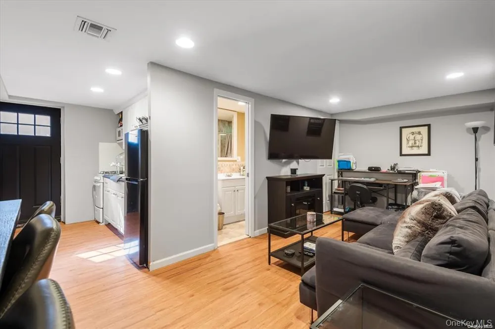 163-27 95th Street Howard Beach, NY 11414
