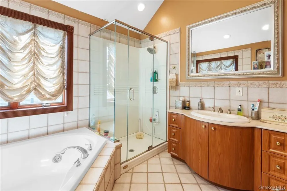 163-27 95th Street Howard Beach, NY 11414