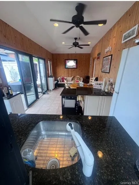 163-27 95th Street Howard Beach, NY 11414