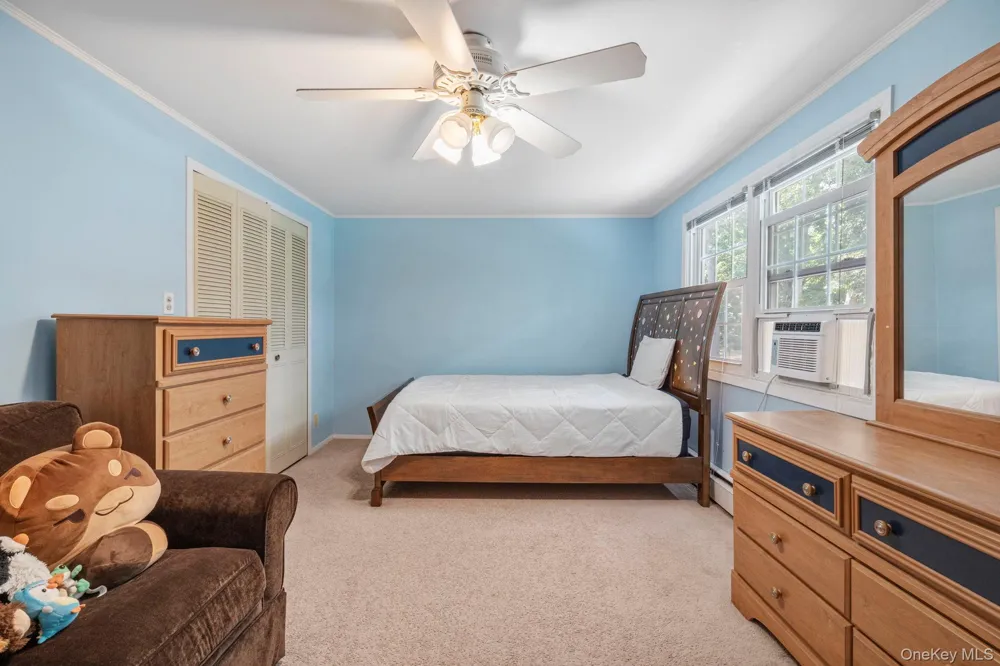 20 Spaulding Lane Stony Brook, NY 11790
