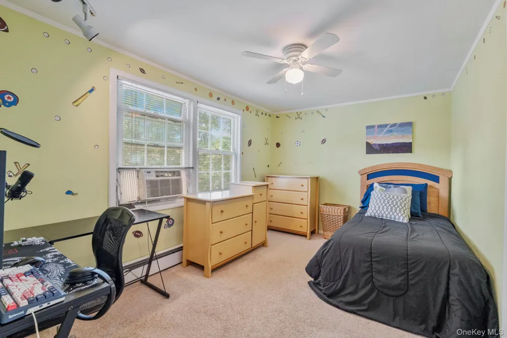 20 Spaulding Lane Stony Brook, NY 11790