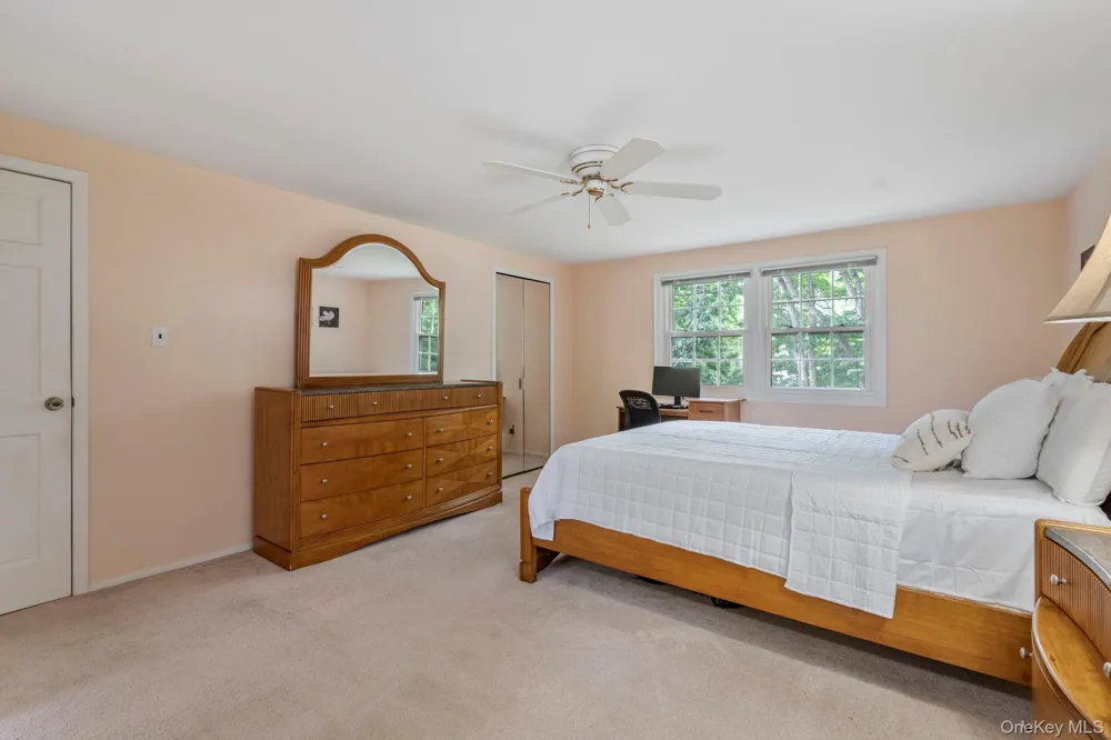 20 Spaulding Lane Stony Brook, NY 11790