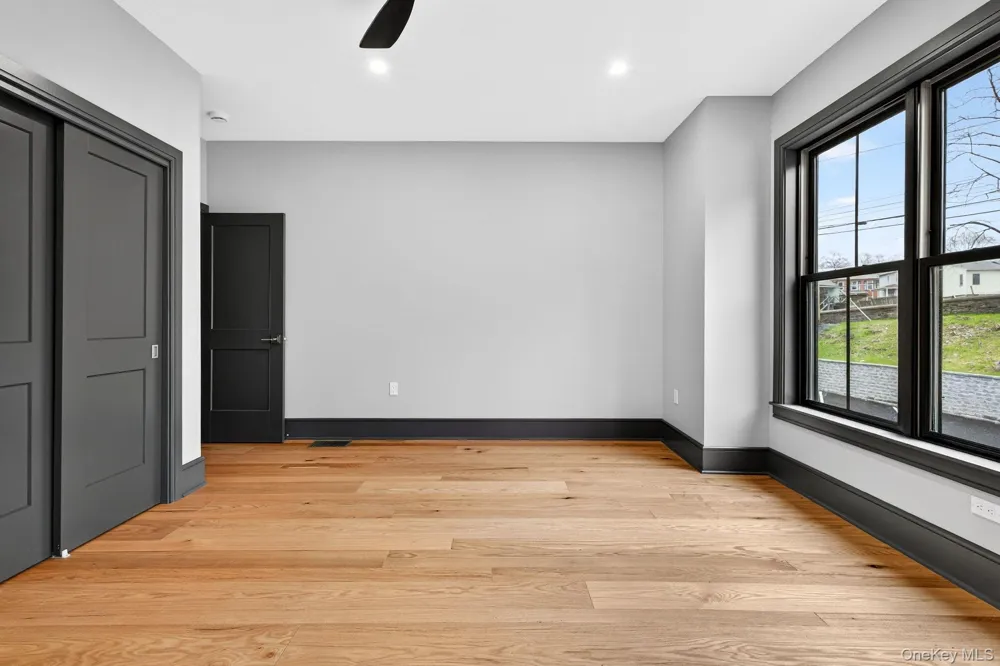 2 Icehouse Drive Saugerties, NY 12477
