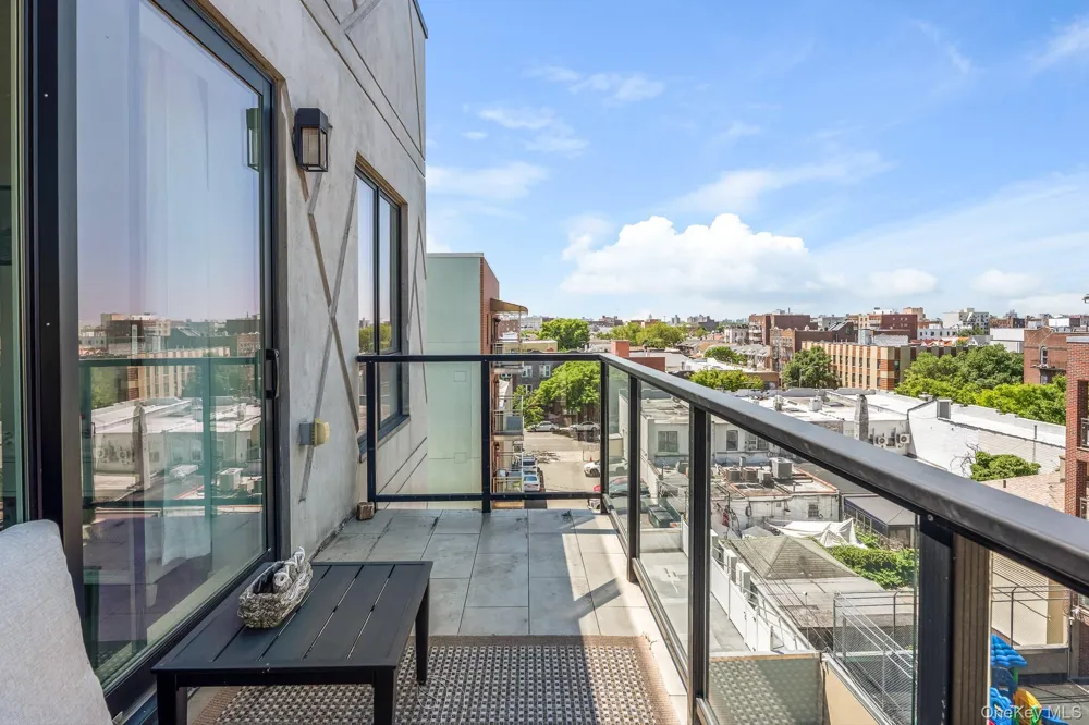 1414 W 4th Street #PH5 Brooklyn, NY 11204