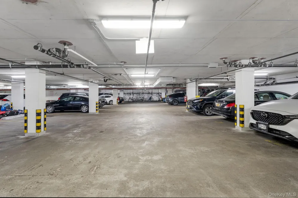1414 W 4th Street #PH5 Brooklyn, NY 11204