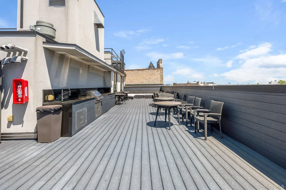 1414 W 4th Street #PH5 Brooklyn, NY 11204