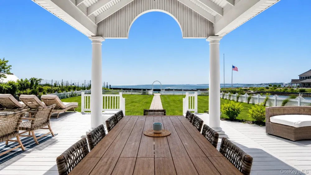 40 Laura Lee Drive Center Moriches, NY 11934