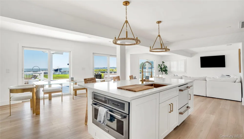 40 Laura Lee Drive Center Moriches, NY 11934
