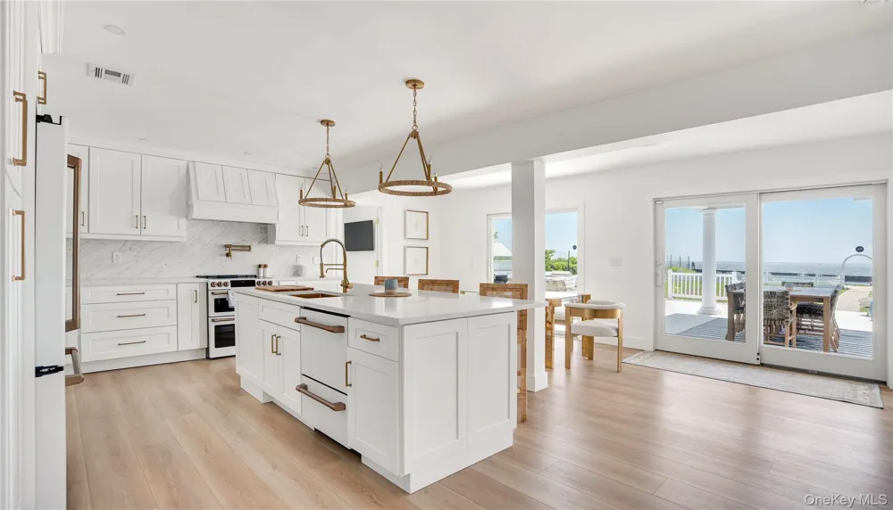 40 Laura Lee Drive Center Moriches, NY 11934